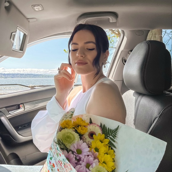 Meet your Posher, Celeste - Picture 1 of 1